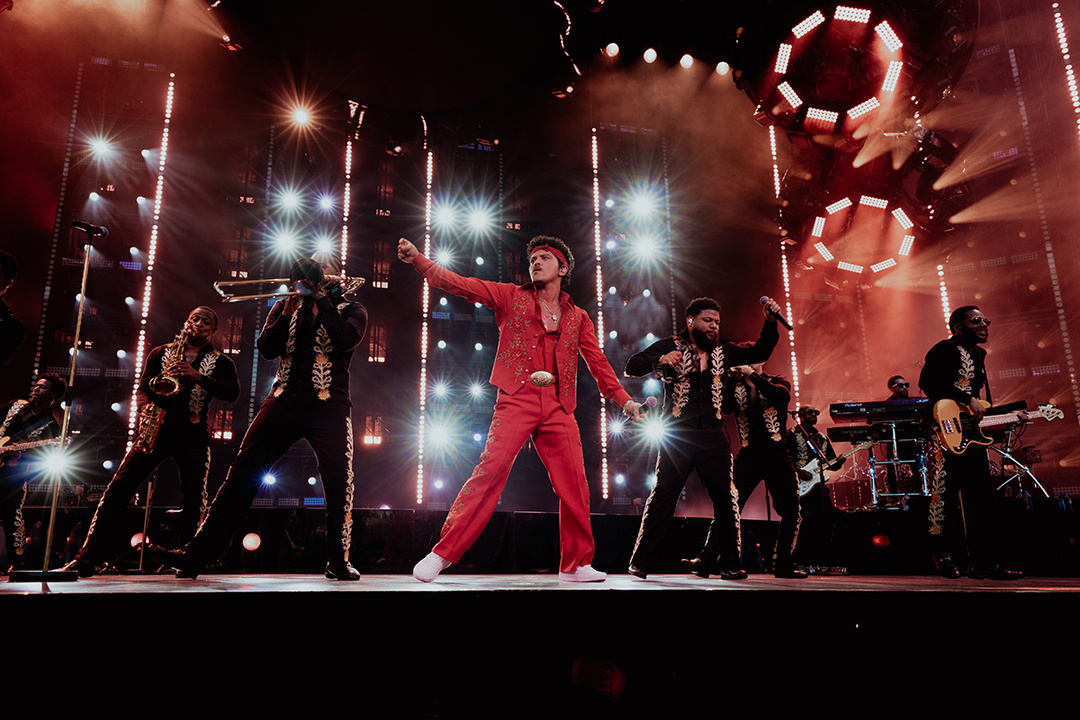 Bruno Mars at the Olympiastadion Berlin, June 2026; photo: Daniel Ramos