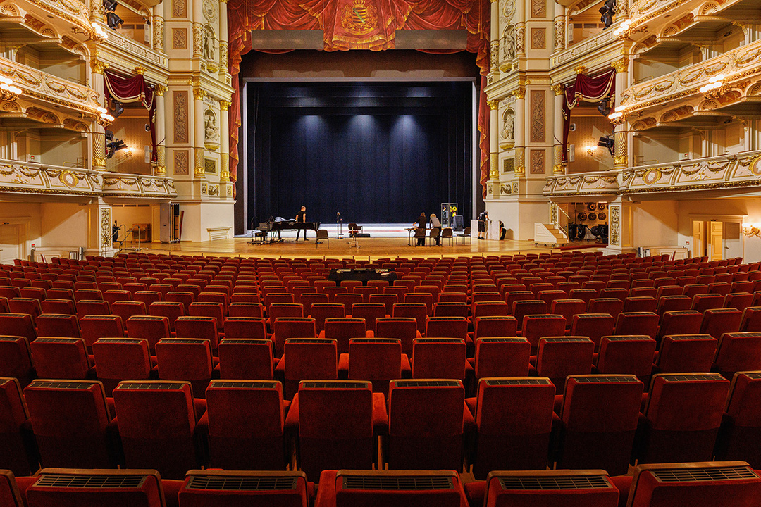 Auditorium of the Semperoper Dresden; photo: Klaus Gigga