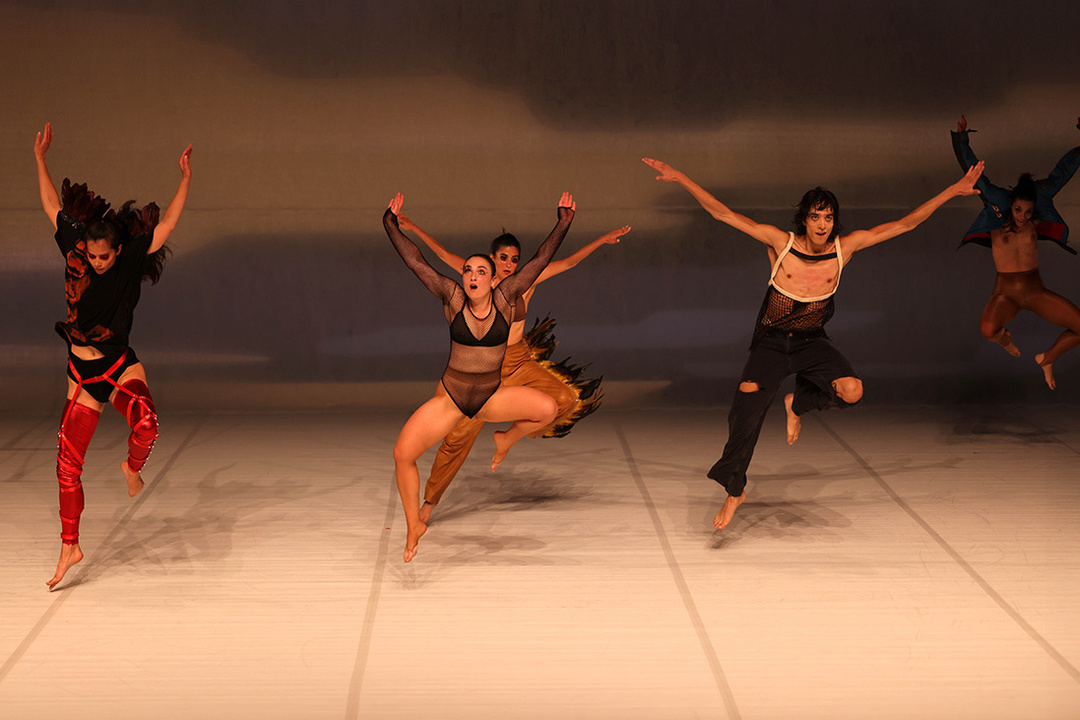 *Les Oiseaux* by Lenio Kaklea; photo: Albert Vida / Vertex Comunicacio