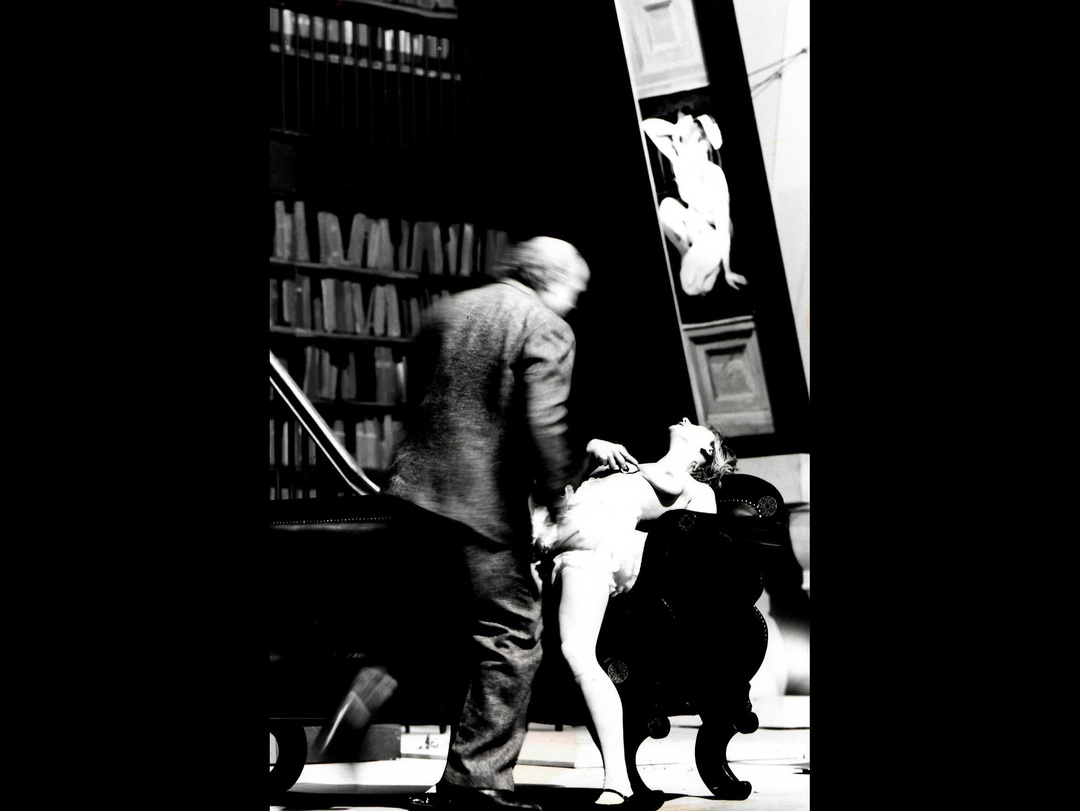 Susanne Lothar and Ulrich Wildgruber in Zadeks berühmter Lulu-Inszenierung. Foto: Archiv Theater heute