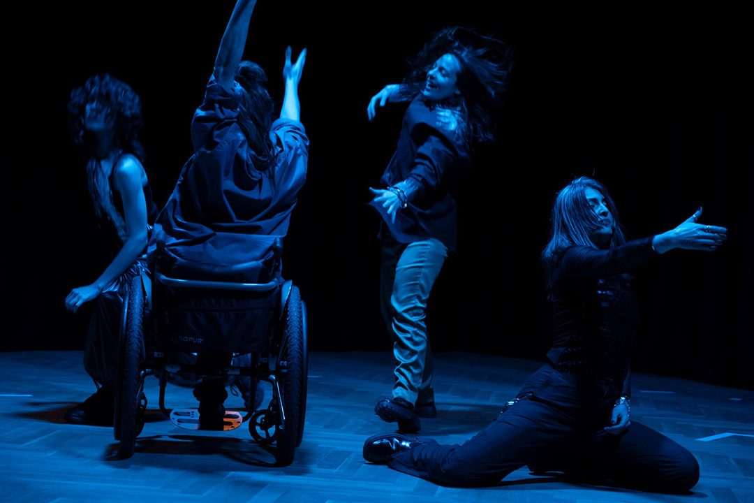 *Biofuck* by LIFT Tanzkollektiv (Liv Schellander, Irene Giró, Fia/Sophia Neises, Tanja Erhart) at Ballhaus Ost; photo and background: Xenia Dürr / Ballhaus Ost 