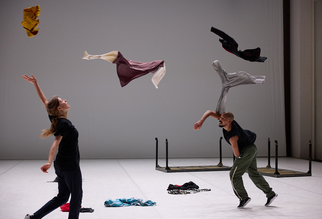 Nastia Ivanova, Yan Leiva in *A Land Within*; photo: Dominik Mentzos