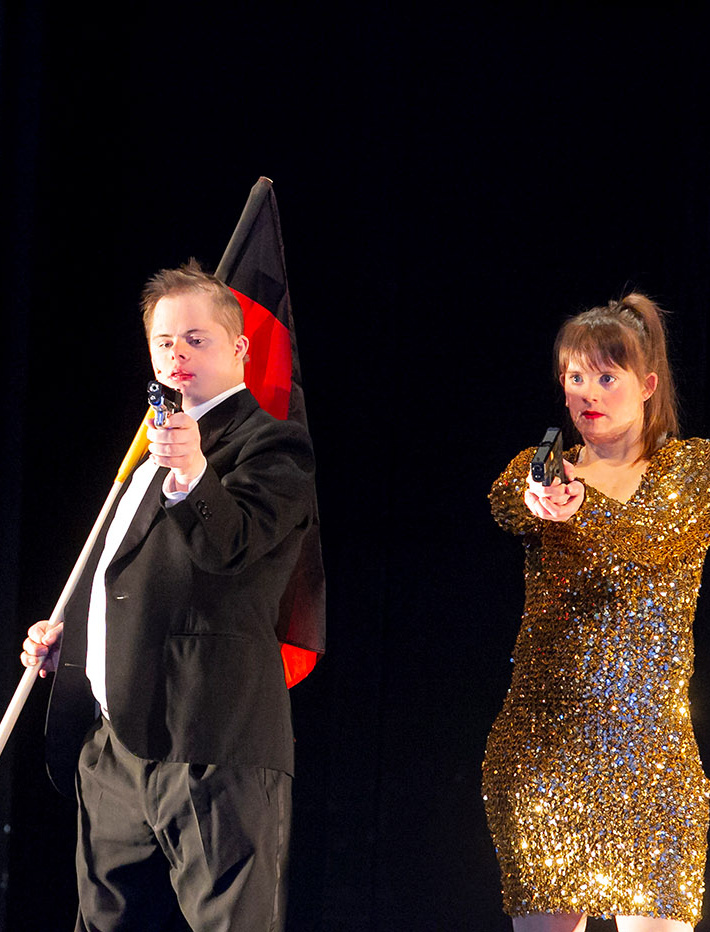 Juliana Götze & Jonas Sippel in Ode von Thomas Melle, Foto: David Baltzer