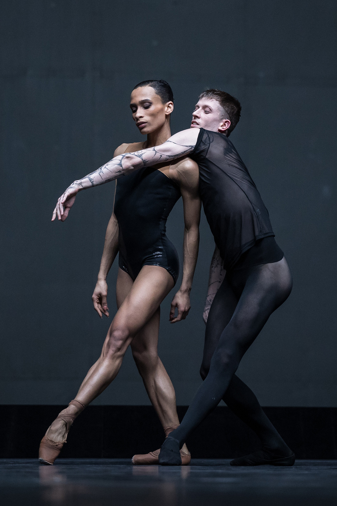with Shaked Heller in William Forsythe's *Approximate Sonata 2016*, Staatsballett Berlin; photo: Yan Revazov