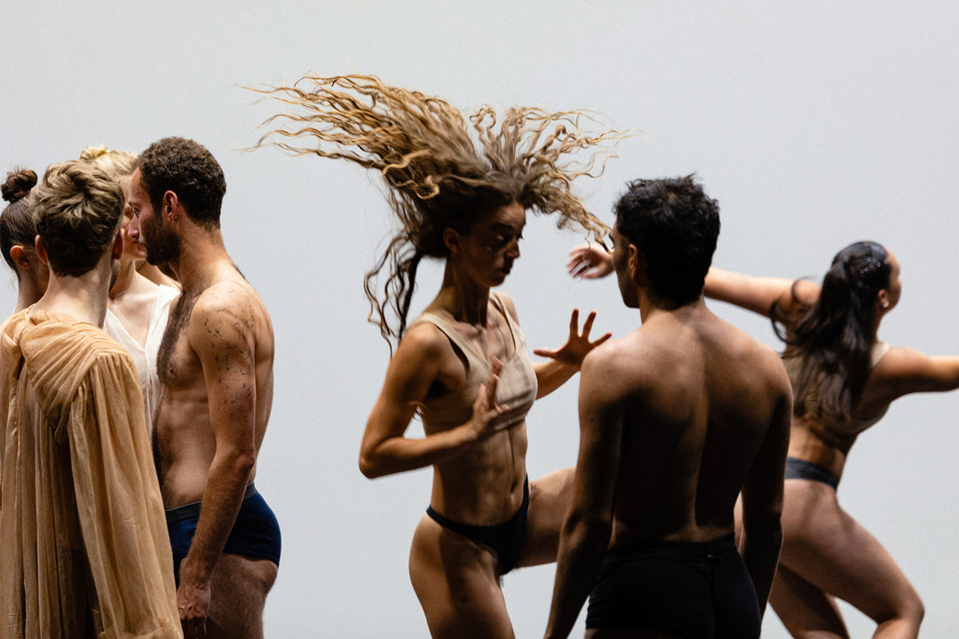 *Cinq jours au soleil* by Emanuel Gat; photo: Julia Gat