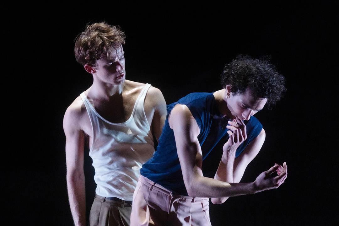 *The thing with feathers* by Demis Volpi, Hamburg Ballett; photo: Kiran West
