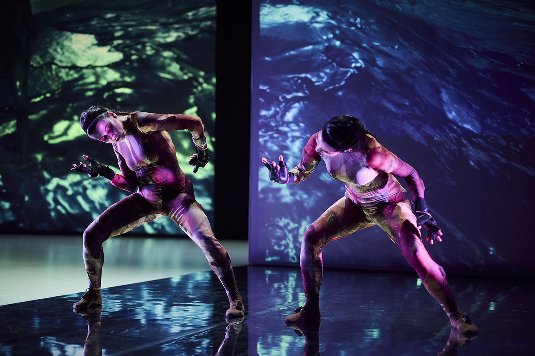*The Ghost in the Glitch* by Brig Huezo, ensemble, Oper Köln; photo: Nathan Ishar / studio pramudiya