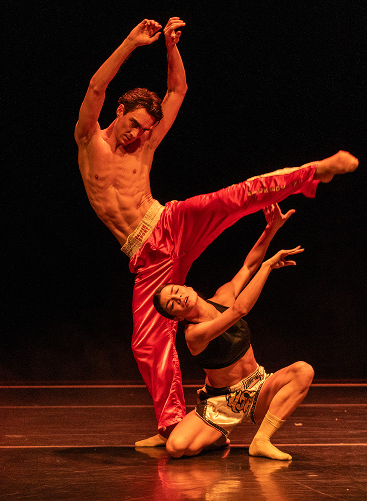 *Soft Knocks 1*, Vibe(s)-Lich(t) by Alice Topp; Diego Urdangarin, Garance Vignes; photo: Stephan Walzl