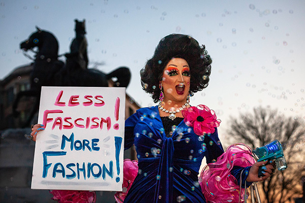 Drag artist Tara Hoot at a rally against Trump’s takeover of the Kennedy Center, Washington, March 2025; photo: IMAGO/NurPhoto
