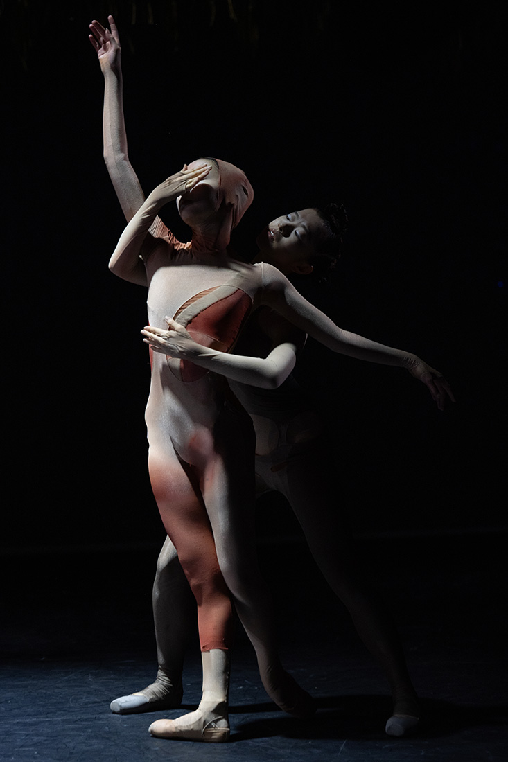 Ailey Osaki and Yoonsuh Regina Joung in *Strauss 2225: Dances for the Future* by Robert Binet, Junior Company of the Vienna State Ballet Academy; photo: Marian Furnica