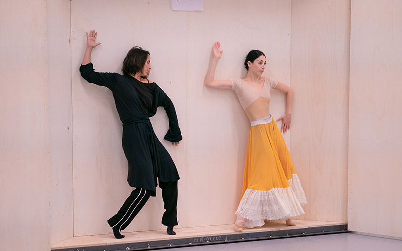 Annabelle Lopez Ochoa mit Maia Makhateli und Michaela DePrince bei den Proben zu «Frida», Het Nationale Ballet Foto: Altin Kaftira