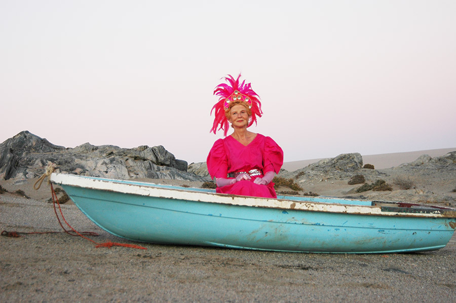 Im Dokumentarfilm «African Twintowers» von von Christoph Schlingensief, 2008, Foto: Aino Laberenz